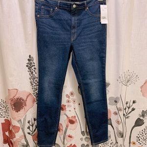 NWT H&M Skinny Jeggings in size 14